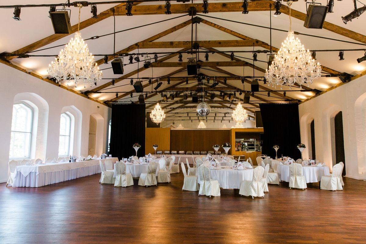 © https://media.hochzeit.click/image/upload/w_1200,c_fill,dpr_auto,f_auto/v1666109388/hochzeitclick01/28150/gallo-rosso.jpg Gallo Rosso