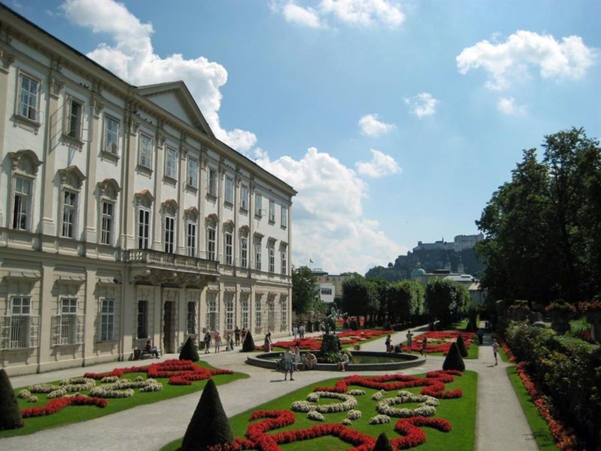 © https://media.hochzeit.click/image/upload/w_1200,c_fill,dpr_auto,f_auto/v1666109870/hochzeitclick01/2284/hochzeitslocation-schloss-mirabell-salzburg.jpg Schloss Mirabell