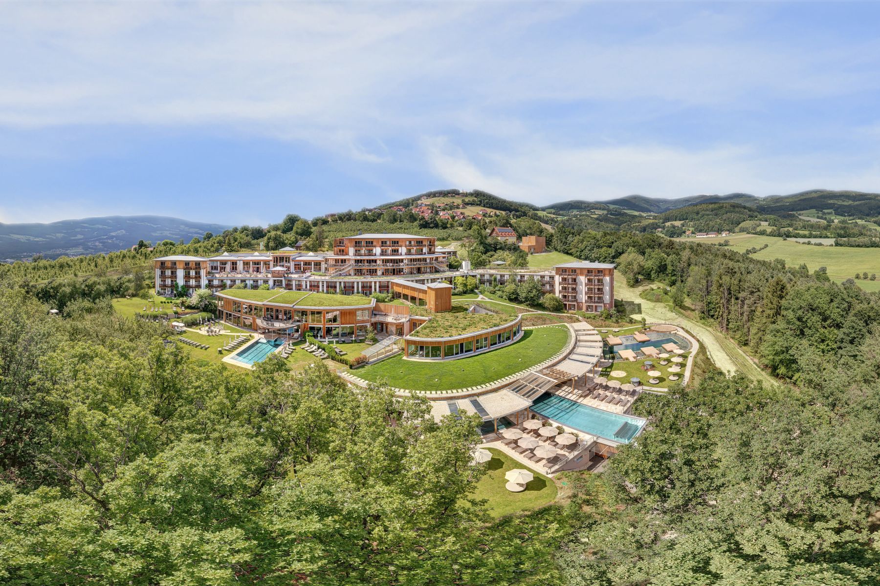 Retter Bio-Natur-Resort****
