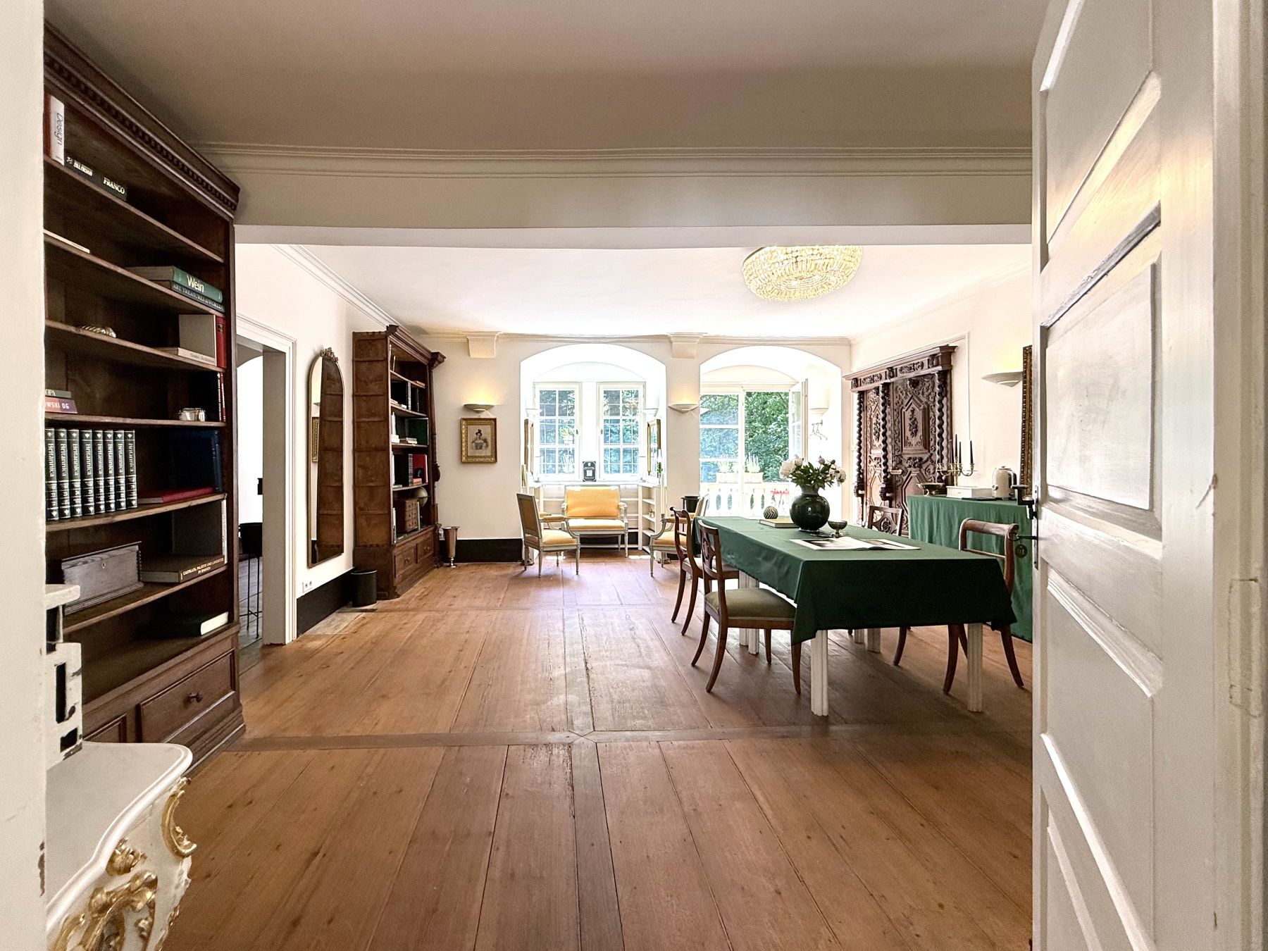 Burg Schaubeck - Weingut Graf Adelmann