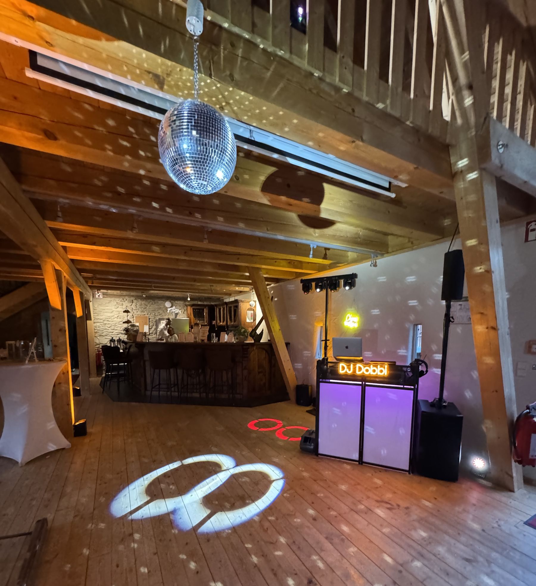 DJ Dobbi | Hochzeit • Event • Geburtstag