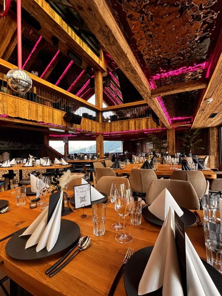 Aster's MOUNTAINCLUB