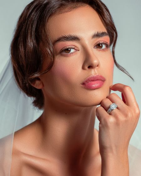 Sarah Bzoch