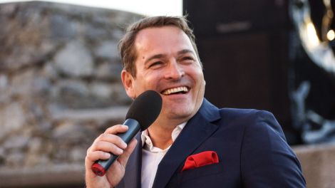 Chris Oliver