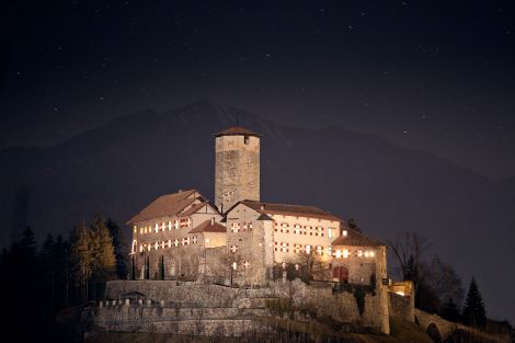 Castel Valer