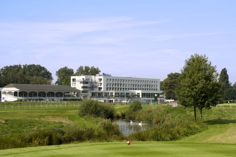 ATLANTIC Hotel Galopprennbahn