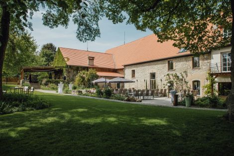 Hochzeitslocation Weingut Hahn Hochborn