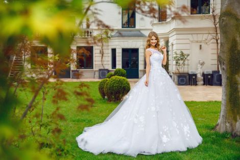 Solomia Bridal