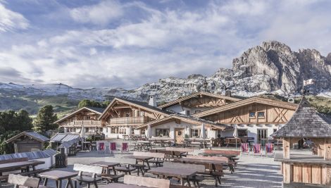 Almhotel Col Raiser Dolomiten