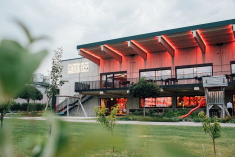 Scheiblhofer World             "The Hall of Legends" & "The Resort"