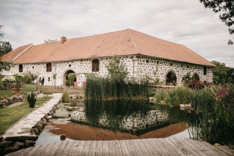 Lester Hof