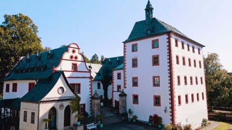 Schloss Kochberg mit Liebhabertheater