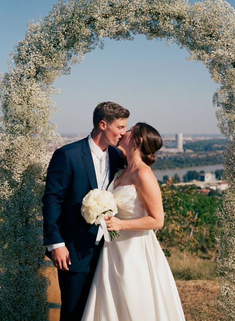 Aura Wedding Studio