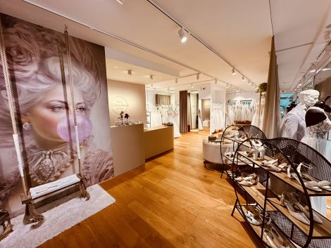 Monja's Wedding Lounge