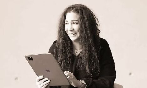 Freie Rednerin Jessica Huber -  | Ein Nenner: Liebe