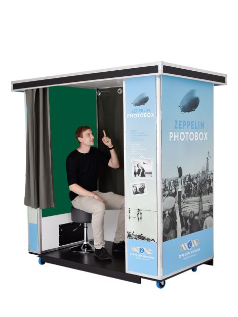 PHOTOBOOTH-IN