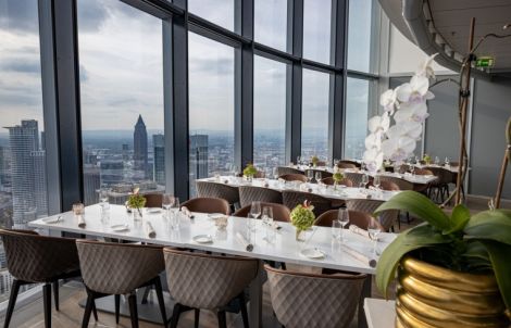 Main Tower Restaurant & Lounge