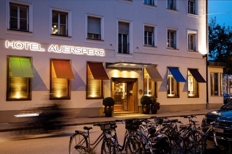 Hotel & Villa Auersperg