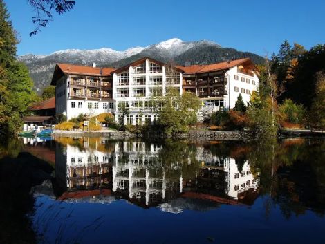 Hotel am Badersee