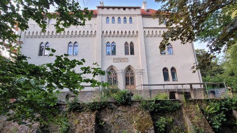 Brühlsches Schloss Seifersdorf bei Dresden