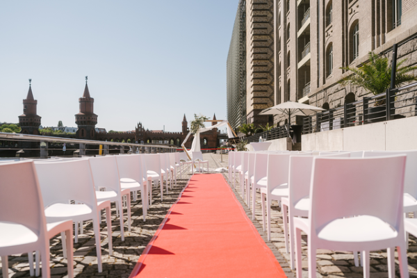 Capitol Yard Golf Lounge im Spreespeicher