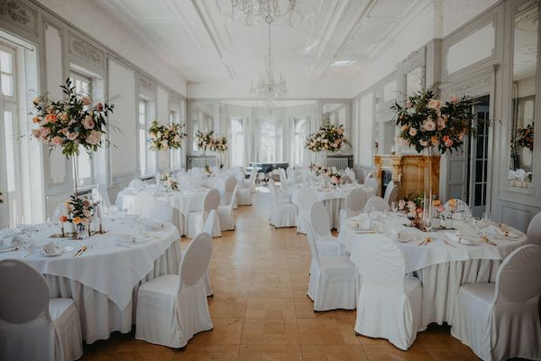 festlicher Agentur