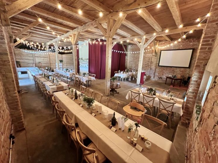 Der Kemper Hof - Eure Scheunenhochzeit in Berlin/ Brandenburg