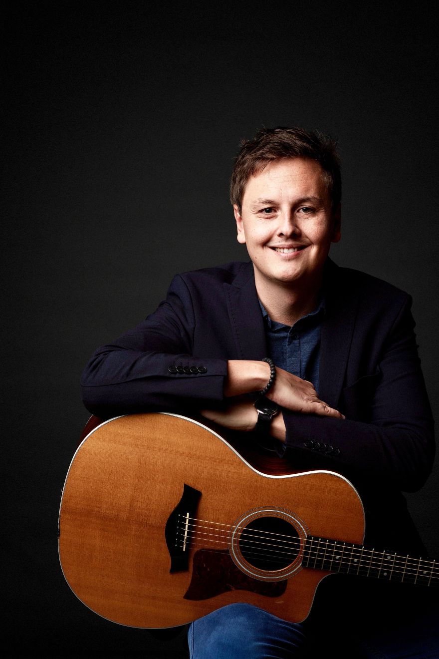 Ronny Kohler (Sänger & Gitarrist)