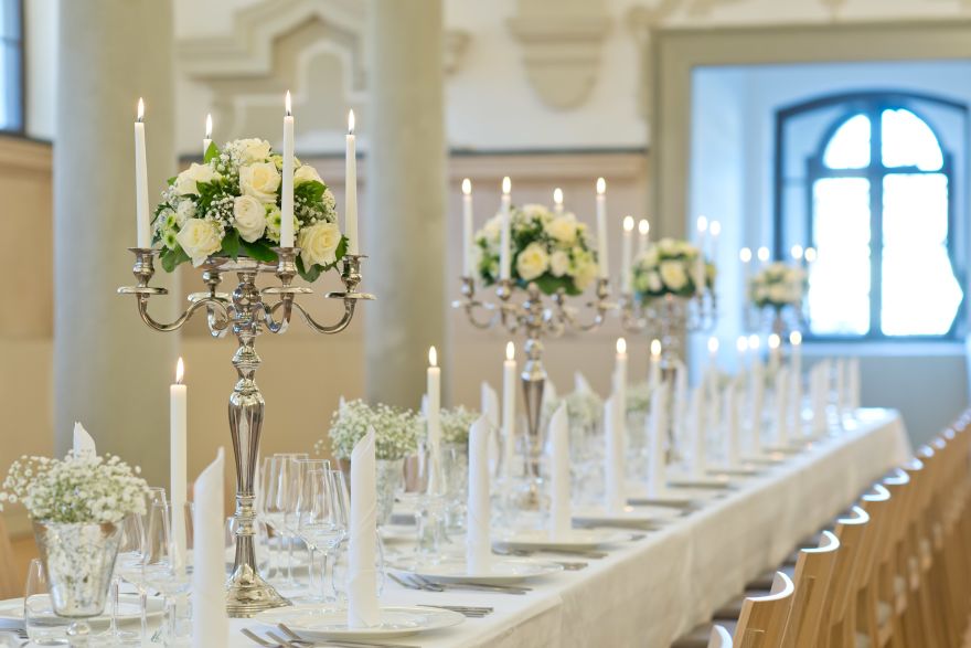 © https://media.hochzeit.click/image/upload/w_1800,c_fill,dpr_auto,f_auto/v1616699109/hochzeitclick01/vvxgog4meguf2xihark3.jpg Schloss Lamberg
