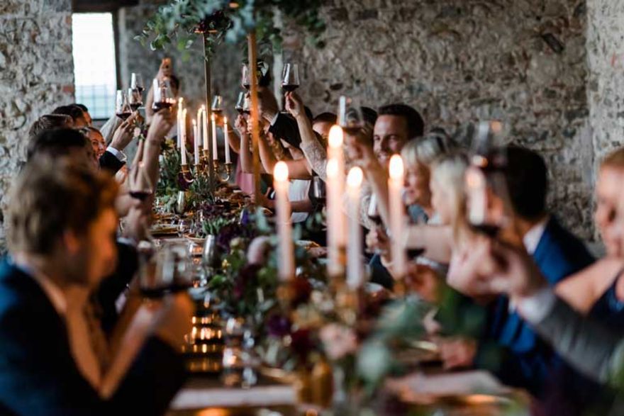 © https://media.hochzeit.click/image/upload/w_1800,c_fill,dpr_auto,f_auto/v1632588245/hochzeitclick01/atdvbfjtyw18hklxl9y8.jpg Genusswerk PUR