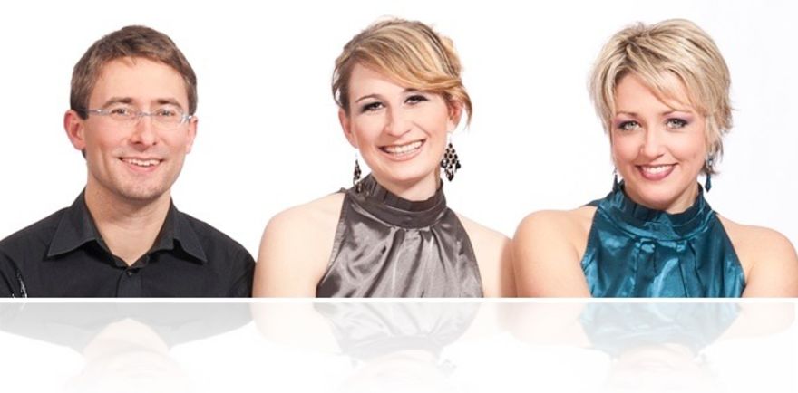 © https://media.hochzeit.click/image/upload/w_1800,c_fill,dpr_auto,f_auto/v1632589262/hochzeitclick01/gjrtefqff5rfpuxk7ygw.jpg Rejoyce