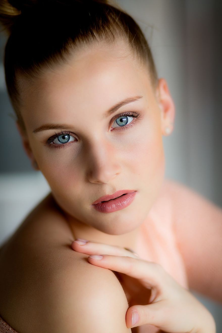 ANDREA OLEK