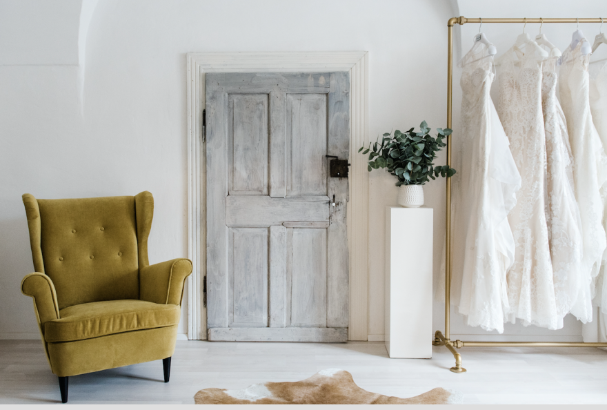 Niki Lackner Brautkleider & Men