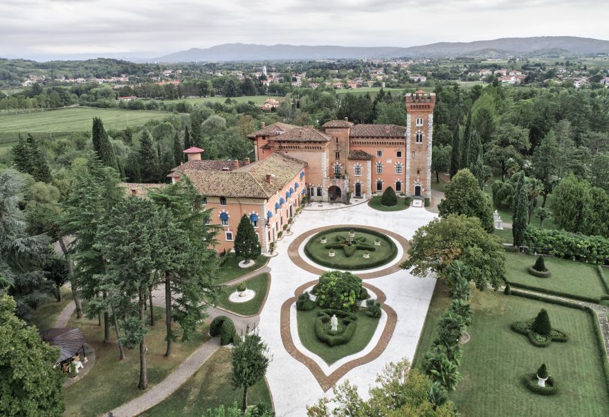 Castello di Spessa Resort 