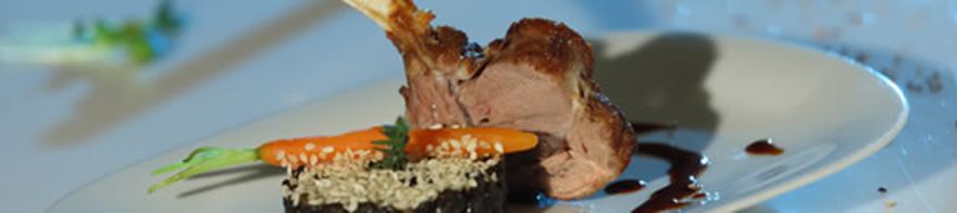 © https://media.hochzeit.click/image/upload/w_1800,c_fill,dpr_auto,f_auto/v1666108716/hochzeitclick01/47813/fingerfood-graz.jpg Revita Catering
