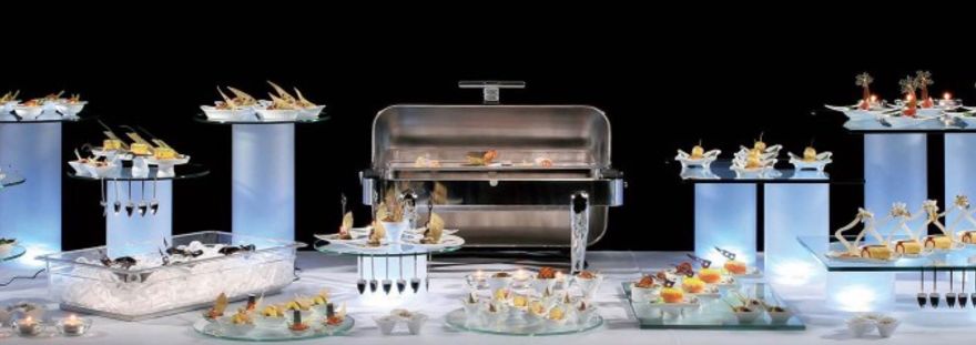 © https://media.hochzeit.click/image/upload/w_1800,c_fill,dpr_auto,f_auto/v1666108732/hochzeitclick01/47803/trabitsch-buffet.jpg Trabitsch Catering