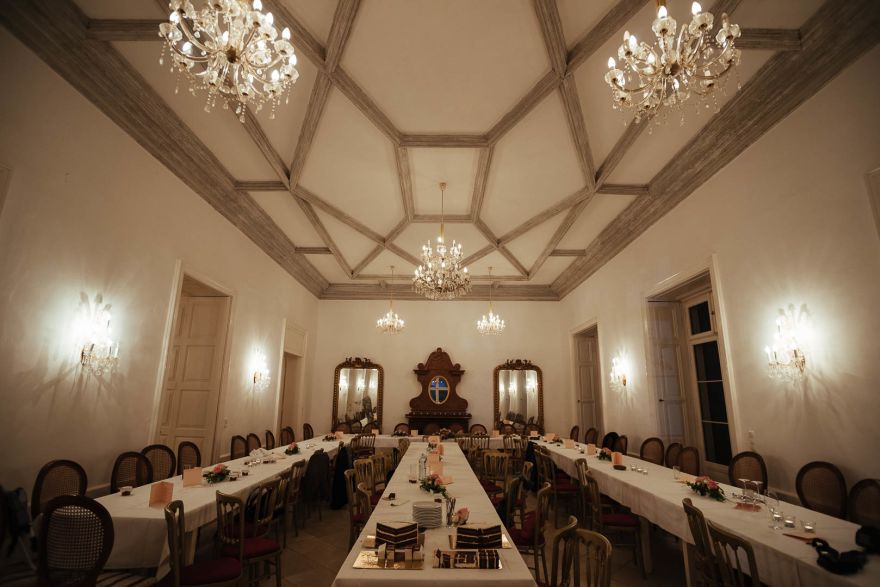 © https://media.hochzeit.click/image/upload/w_1800,c_fill,dpr_auto,f_auto/v1666108909/hochzeitclick01/40780/schloss-aschach-an-der-donau.jpg Schloss Aschach an der Donau