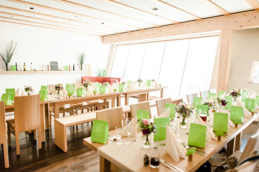 © https://media.hochzeit.click/image/upload/w_1800,c_fill,dpr_auto,f_auto/v1666108961/hochzeitclick01/39161/zieger.jpg Weinhof Zieger