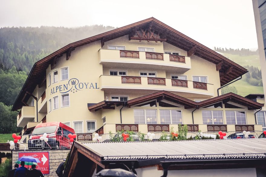 © https://media.hochzeit.click/image/upload/w_1800,c_fill,dpr_auto,f_auto/v1666109122/hochzeitclick01/33410/hotel-alpen-royal.jpg Hotel Alpen-Royal