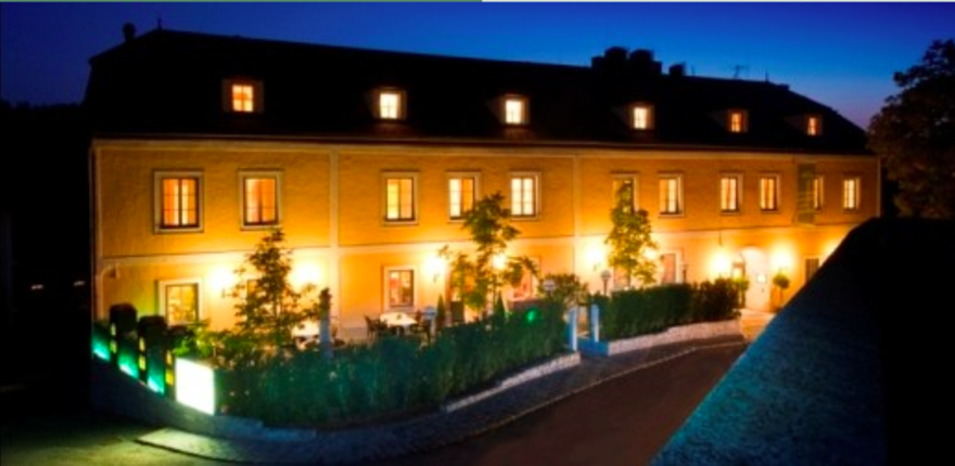 © https://media.hochzeit.click/image/upload/w_1800,c_fill,dpr_auto,f_auto/v1666109433/hochzeitclick01/2776/Bildschirmfoto-2015-12-20-um-12.png Landhaus Stift Ardagger
