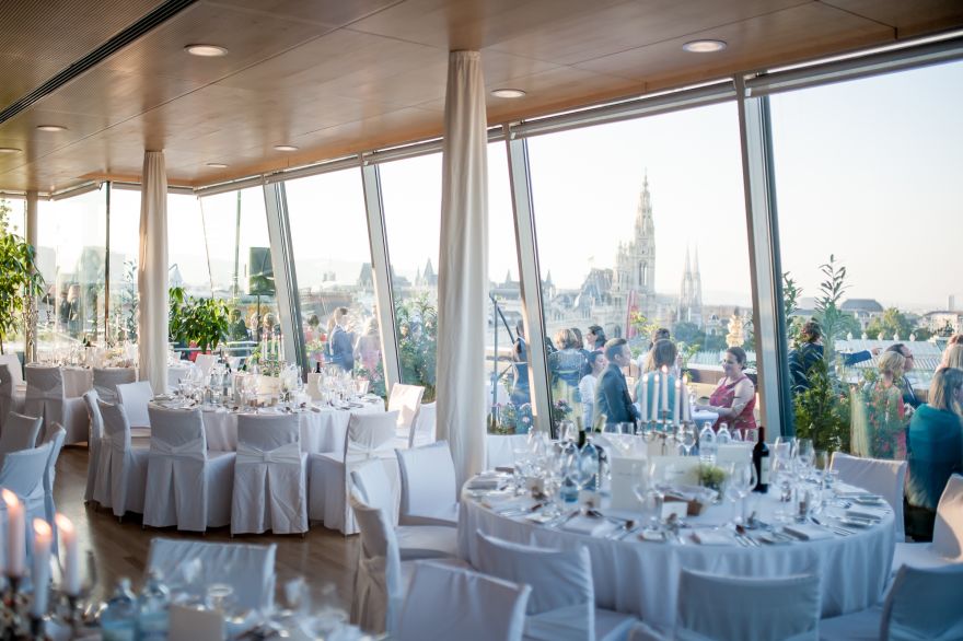 © https://media.hochzeit.click/image/upload/w_1800,c_fill,dpr_auto,f_auto/v1666110117/hochzeitclick01/13900/justizcafe.jpg Justizcafe