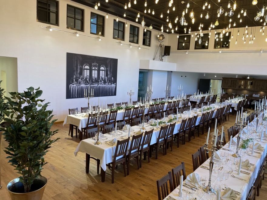 Hotelgasthof Kirchenwirt in Schierling