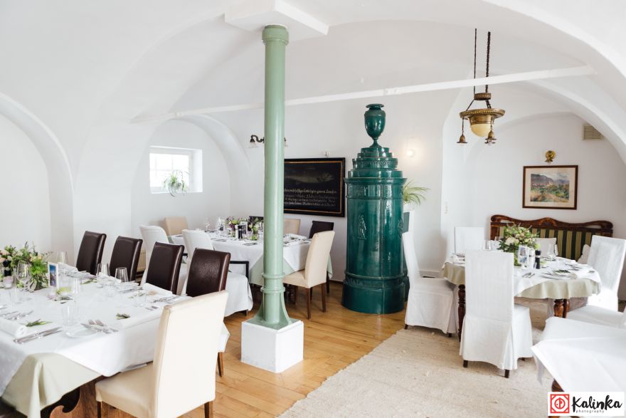 © https://media.hochzeit.click/image/upload/w_1800,c_fill,dpr_auto,f_auto/v1686223303/hochzeitclick01/2471/56028.jpg Gut Oberstockstall