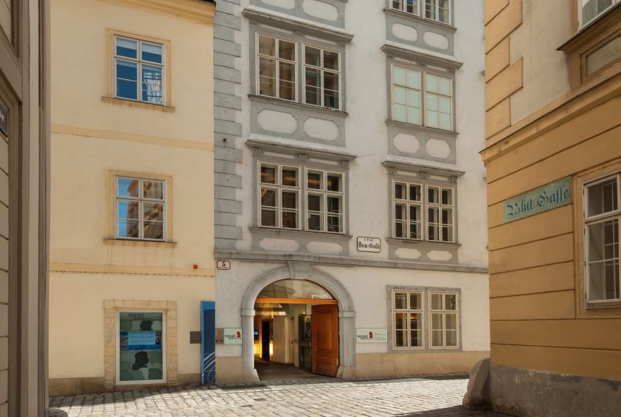 © https://media.hochzeit.click/image/upload/w_1800,c_fill,dpr_auto,f_auto/v1686223538/hochzeitclick01/2275/274752.jpg Mozarthaus Vienna