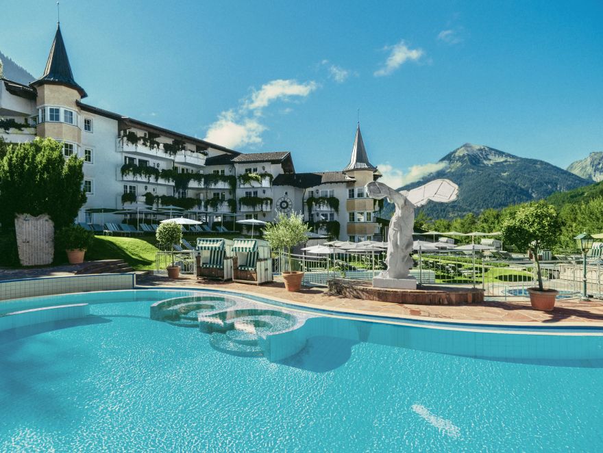 © https://media.hochzeit.click/image/upload/w_1800,c_fill,dpr_auto,f_auto/v1686224392/hochzeitclick01/23364/213290.jpg Posthotel Achenkirch