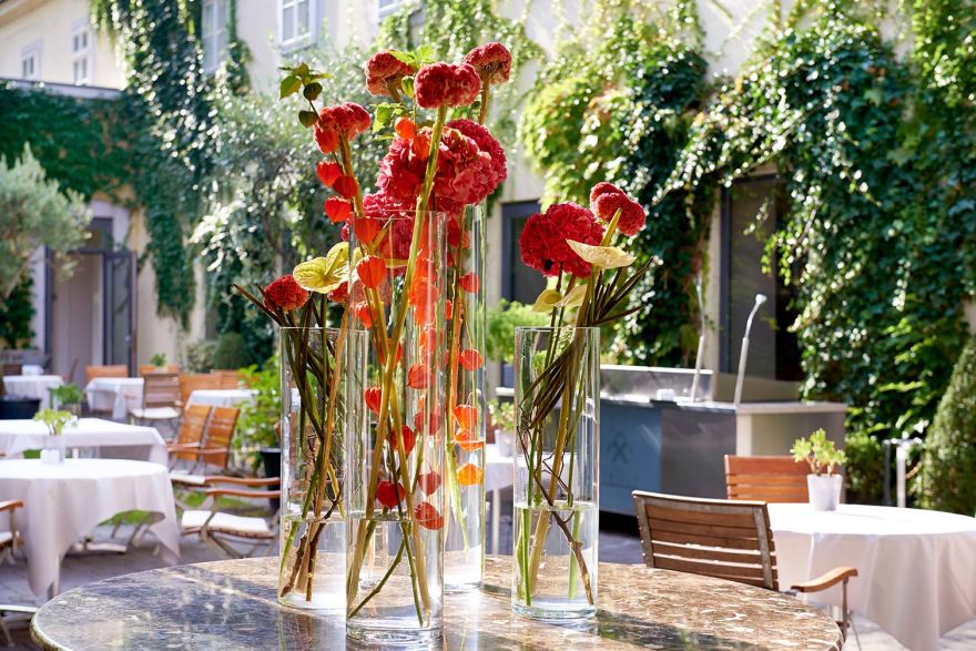 © https://media.hochzeit.click/image/upload/w_1800,c_fill,dpr_auto,f_auto/v1686224729/hochzeitclick01/2837/13643.jpg Hotel