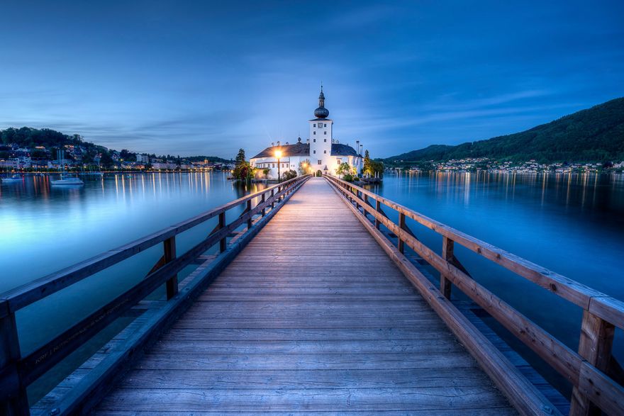 © https://media.hochzeit.click/image/upload/w_1800,c_fill,dpr_auto,f_auto/v1686225168/hochzeitclick01/2354/101076.jpg Seeschloss Ort