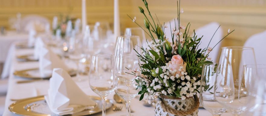 © https://media.hochzeit.click/image/upload/w_1800,c_fill,dpr_auto,f_auto/v1686225239/hochzeitclick01/QWpzy53iWvbGpdgyMG1pLOlSrjo1/425661.jpg Hotel Schloss Tangermünde