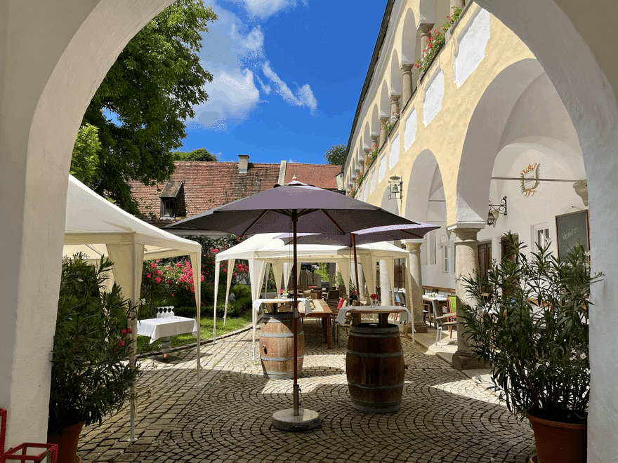 Schloss Hart - Trinken. Essen. Feiern.