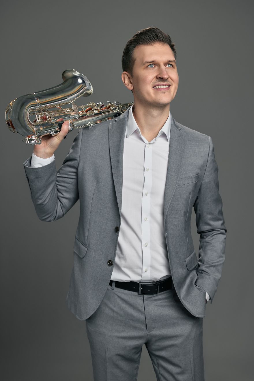 Mr. Saxmania